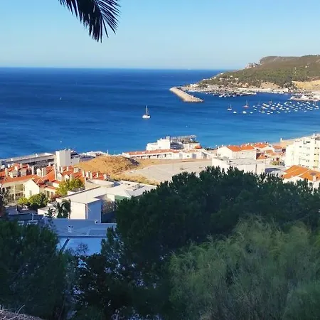Sesimbra - Praia E Castelo Exterior photo